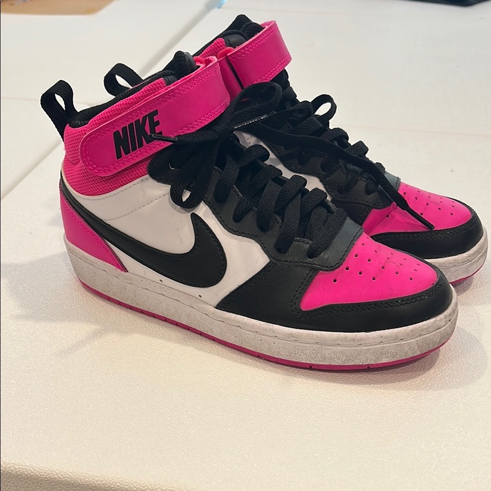 Nike Kids Sneakers - Black, Pink, and White